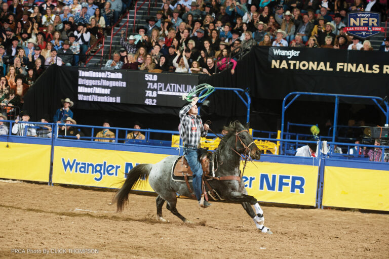 2022_NFR_R10_TR_-Tanner-Tomlinson-Patrick-Smith_Click-Thompson_14
